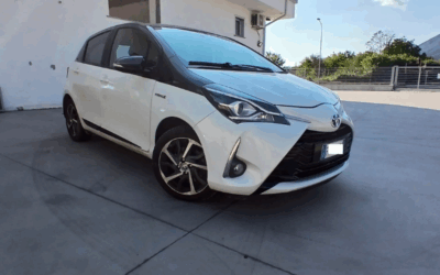 TOYOTA YARIS HYBRID